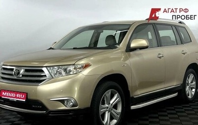 Toyota Highlander III, 2011 год, 2 390 000 рублей, 1 фотография