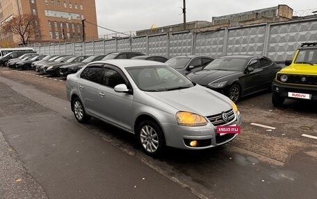 Volkswagen Jetta VI, 2009 год, 600 000 рублей, 2 фотография