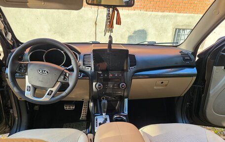 KIA Sorento II рестайлинг, 2012 год, 1 275 000 рублей, 22 фотография