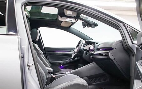 Volkswagen Golf VIII, 2023 год, 1 560 000 рублей, 9 фотография