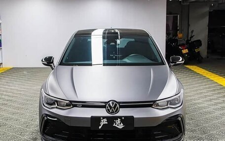 Volkswagen Golf VIII, 2023 год, 1 560 000 рублей, 2 фотография