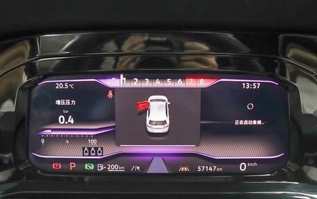 Volkswagen Golf VIII, 2023 год, 1 560 000 рублей, 12 фотография