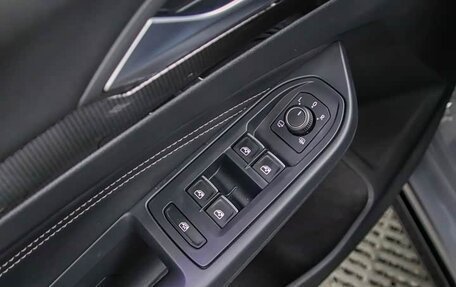 Volkswagen Golf VIII, 2023 год, 1 560 000 рублей, 18 фотография