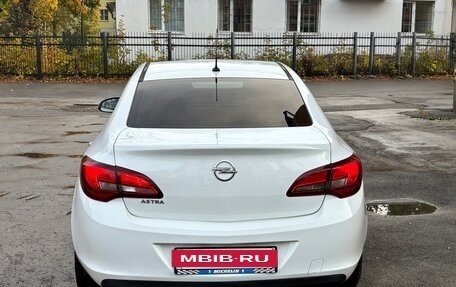 Opel Astra J, 2013 год, 999 000 рублей, 7 фотография
