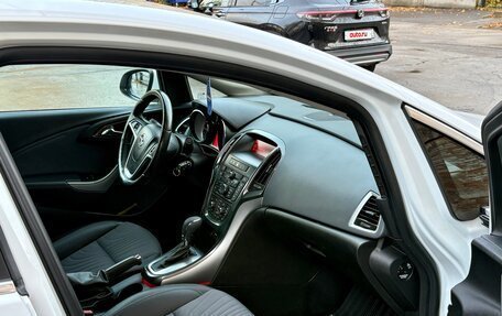 Opel Astra J, 2013 год, 999 000 рублей, 11 фотография