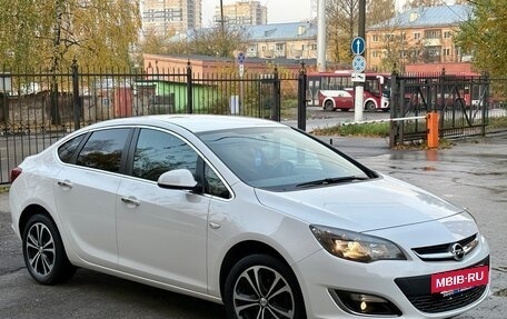 Opel Astra J, 2013 год, 999 000 рублей, 9 фотография