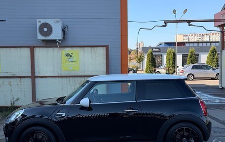 MINI Hatch, 2017 год, 1 300 000 рублей, 2 фотография