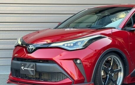 Toyota C-HR I рестайлинг, 2023 год, 1 580 000 рублей, 2 фотография