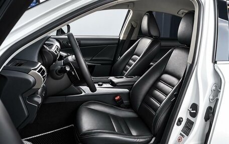 Lexus IS III, 2013 год, 2 099 000 рублей, 16 фотография