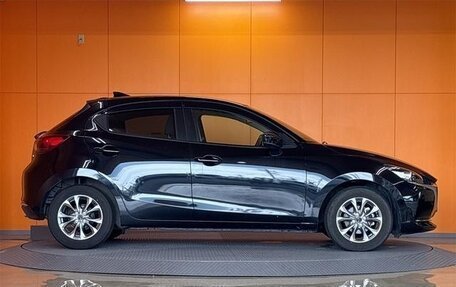 Mazda 2 III, 2023 год, 1 000 000 рублей, 4 фотография