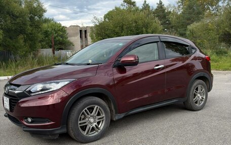 Honda Vezel, 2014 год, 1 350 000 рублей, 2 фотография