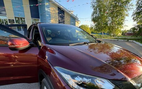 Honda Vezel, 2014 год, 1 350 000 рублей, 20 фотография