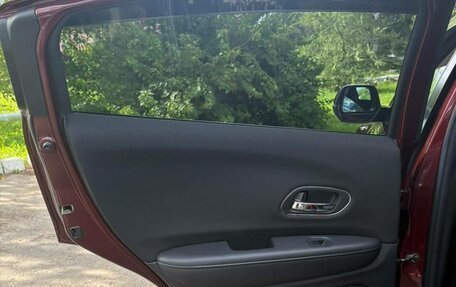 Honda Vezel, 2014 год, 1 350 000 рублей, 17 фотография