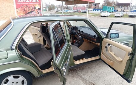 Mercedes-Benz W123, 1984 год, 350 000 рублей, 9 фотография