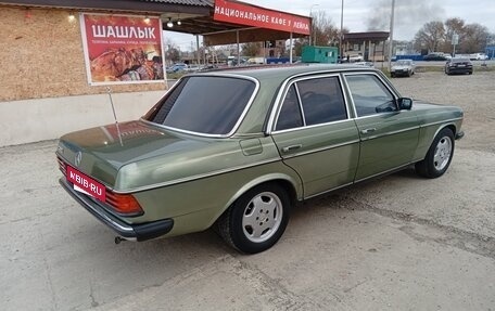 Mercedes-Benz W123, 1984 год, 350 000 рублей, 4 фотография