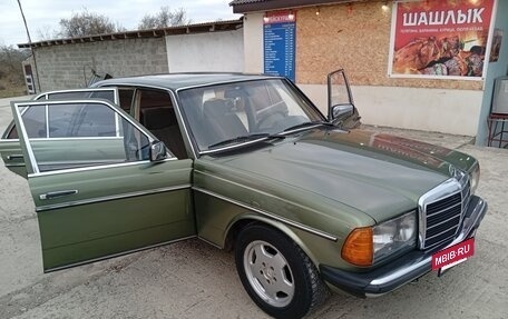 Mercedes-Benz W123, 1984 год, 350 000 рублей, 8 фотография