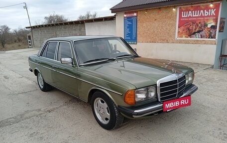 Mercedes-Benz W123, 1984 год, 350 000 рублей, 5 фотография