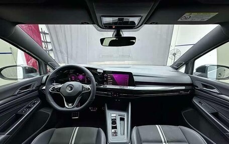 Volkswagen Golf VIII, 2023 год, 1 790 285 рублей, 7 фотография