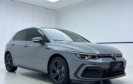 Volkswagen Golf VIII, 2023 год, 1 790 285 рублей, 3 фотография