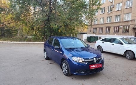 Renault Logan II, 2018 год, 1 100 000 рублей, 1 фотография