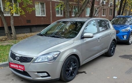 KIA cee'd I рестайлинг, 2012 год, 750 000 рублей, 2 фотография