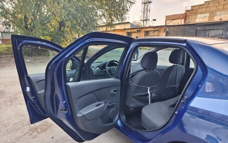 Renault Logan II, 2018 год, 1 100 000 рублей, 8 фотография