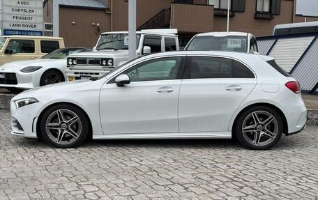 Mercedes-Benz A-Класс, 2023 год, 2 000 000 рублей, 4 фотография