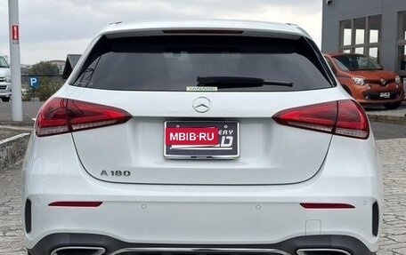 Mercedes-Benz A-Класс, 2023 год, 2 000 000 рублей, 7 фотография