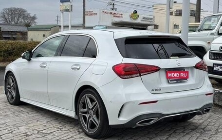 Mercedes-Benz A-Класс, 2023 год, 2 000 000 рублей, 6 фотография