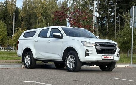 Isuzu D-Max, 2021 год, 2 900 000 рублей, 4 фотография