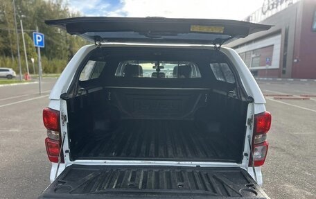 Isuzu D-Max, 2021 год, 2 900 000 рублей, 9 фотография