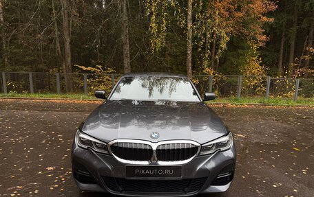 BMW 3 серия, 2019 год, 3 390 000 рублей, 2 фотография