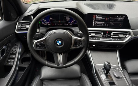 BMW 3 серия, 2019 год, 3 390 000 рублей, 31 фотография