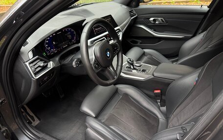 BMW 3 серия, 2019 год, 3 390 000 рублей, 21 фотография