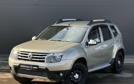 Renault Duster I рестайлинг, 2014 год, 989 000 рублей, 1 фотография