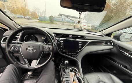 Toyota Camry, 2020 год, 2 370 000 рублей, 9 фотография