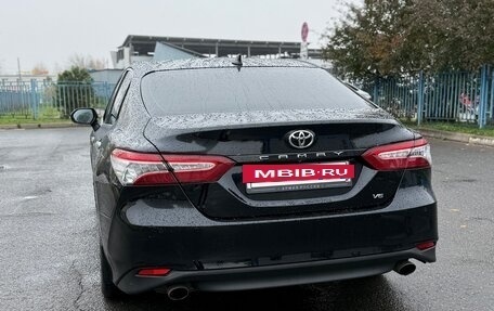 Toyota Camry, 2020 год, 2 370 000 рублей, 3 фотография