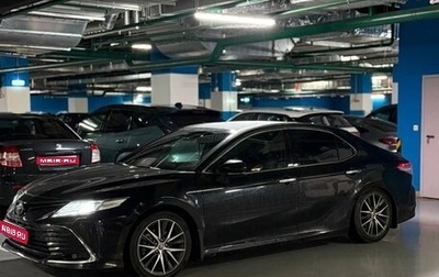 Toyota Camry, 2018 год, 2 600 000 рублей, 1 фотография