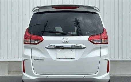 Honda Freed II, 2022 год, 1 375 000 рублей, 3 фотография