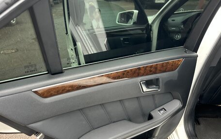 Mercedes-Benz E-Класс, 2012 год, 1 240 000 рублей, 6 фотография