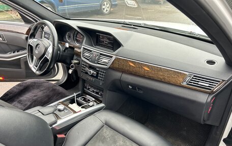 Mercedes-Benz E-Класс, 2012 год, 1 240 000 рублей, 5 фотография