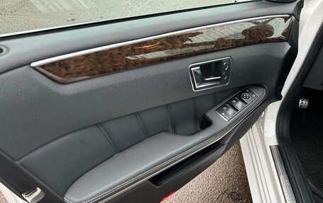 Mercedes-Benz E-Класс, 2012 год, 1 240 000 рублей, 9 фотография