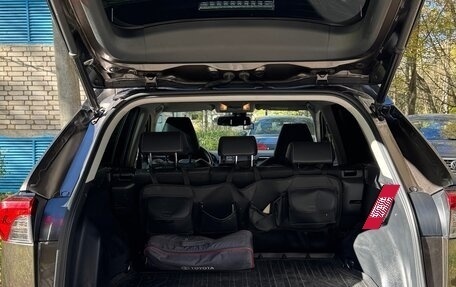 Toyota RAV4, 2021 год, 3 300 000 рублей, 4 фотография