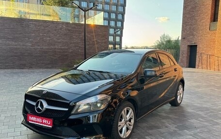 Mercedes-Benz A-Класс, 2017 год, 1 345 000 рублей, 1 фотография