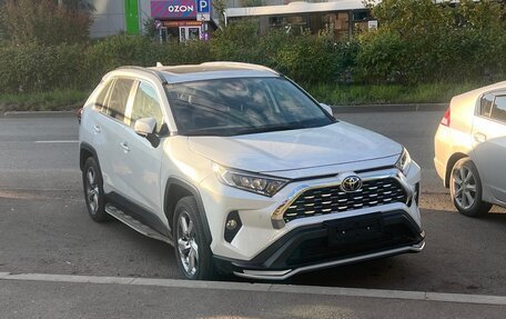 Toyota RAV4, 2022 год, 3 499 000 рублей, 12 фотография