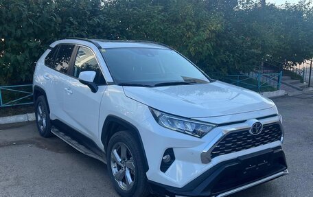 Toyota RAV4, 2022 год, 3 499 000 рублей, 15 фотография