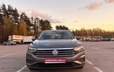 Volkswagen Jetta VII, 2021 год, 1 980 000 рублей, 2 фотография