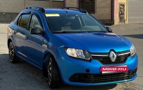 Renault Logan II, 2015 год, 550 000 рублей, 3 фотография
