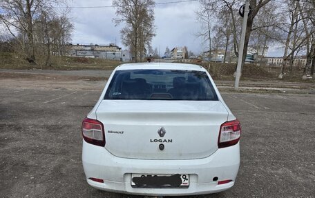 Renault Logan II, 2014 год, 240 000 рублей, 6 фотография