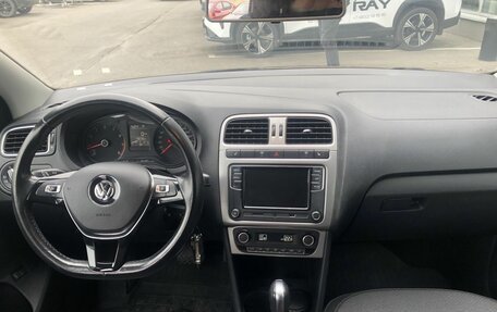 Volkswagen Polo VI (EU Market), 2017 год, 1 218 500 рублей, 10 фотография